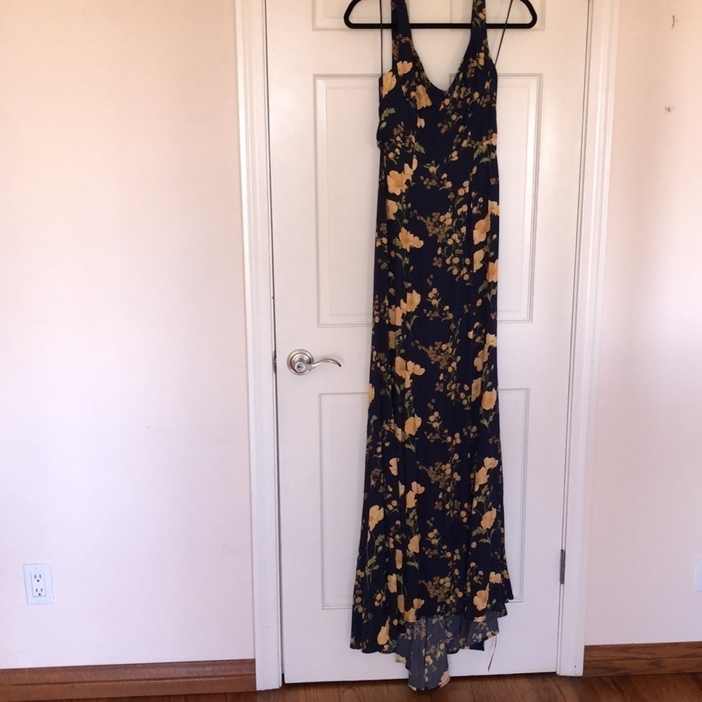 Lecce Dress - Picture 5 of 7